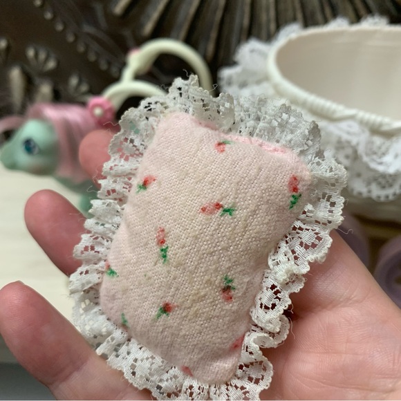 Vintage G1 My Little Pony Baby Buggy Playset with Baby Cuddles and accessories - Picture 8 of 16